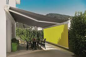 Store avec lambrequin motorisé